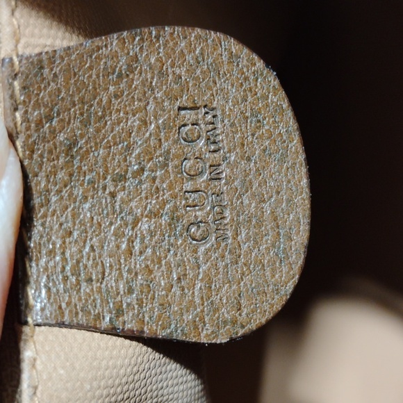 SALE! Authentic Gucci GG Supreme Drawstring Vintage Shoulder Bag - Picture 12 of 16